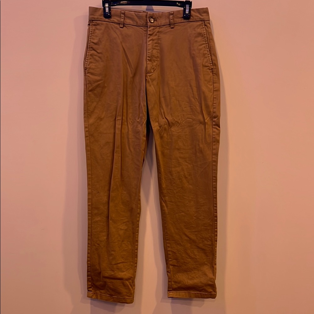 Old Navy Tan Chinos Classic Fit